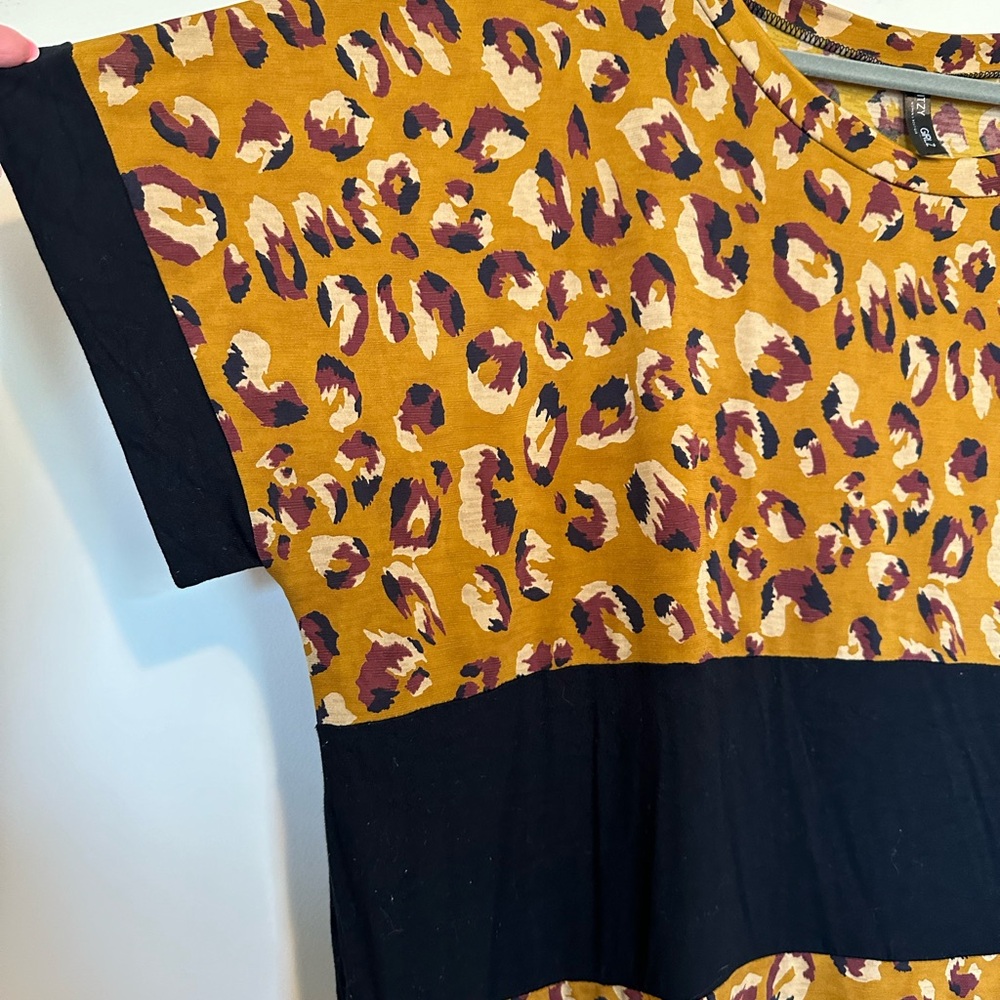 Leopard Shirt - Picture 5 of 5